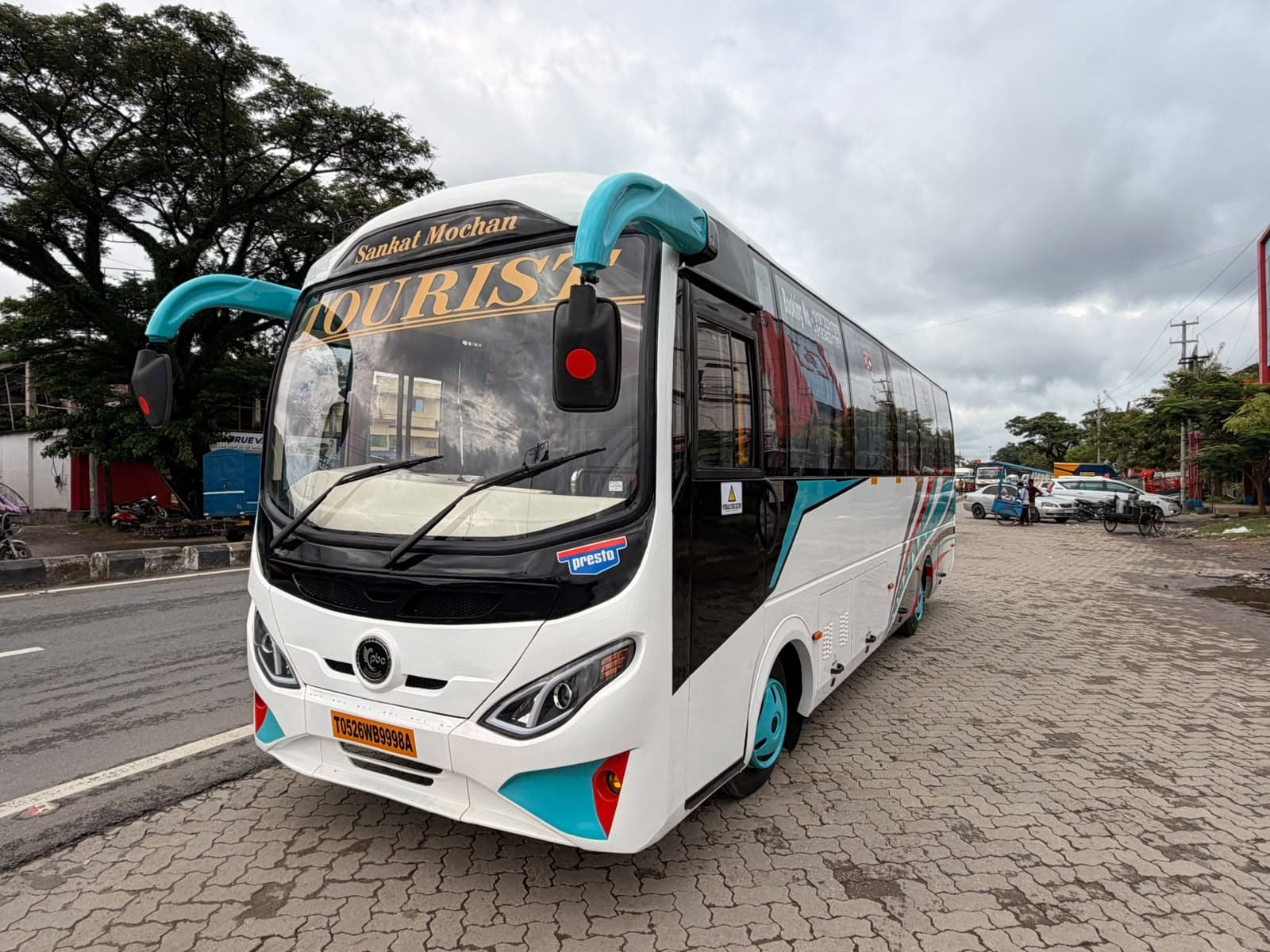 Night Travel Bus